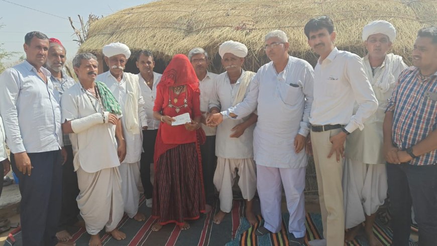 युवा चौपाल ट्रस्ट: मानवीयता का अनुपम उदाहरण, आगजनी पीड़ित परिवार को दी सहायता